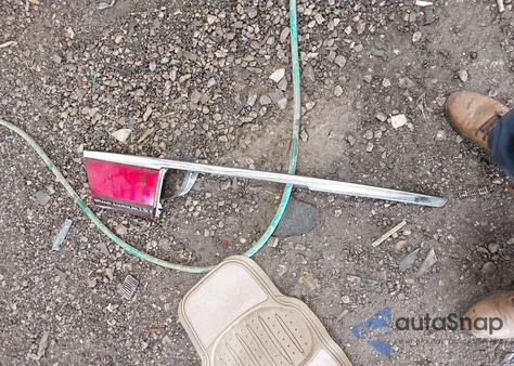 1999 Mercury Grand Marquis Ls из США, поврежденный, VIN 2MEFM75W4XX610465